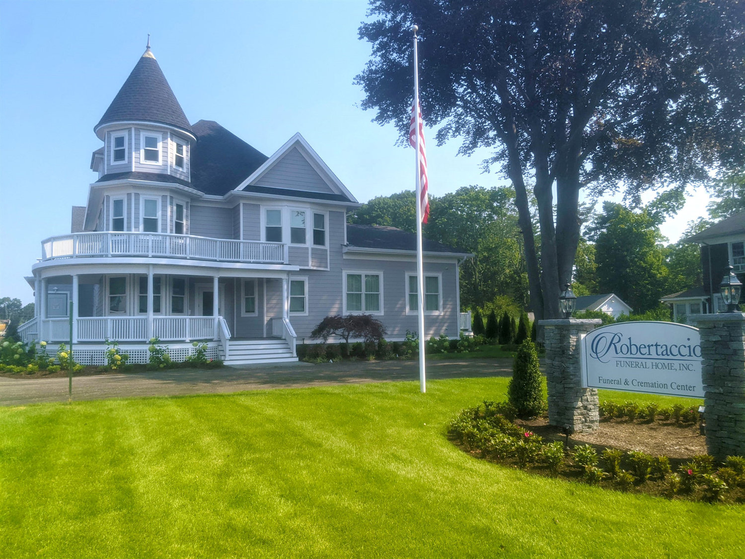 Welcome to the new Robertaccio | The Tide of Moriches & Manorville